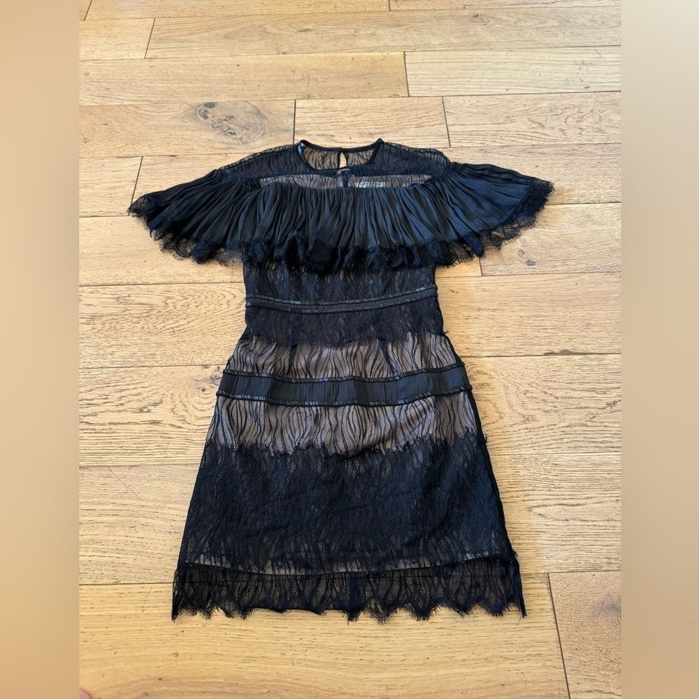 Halston Heritage Black Lace Tiered Ruffle Mini Cocktail Dress Size 0‎ (734)